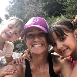 Meet your Posher, Holly